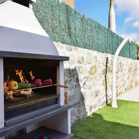 Paradise シャレー ラ・プラヤ・デ・アルグイネグイン